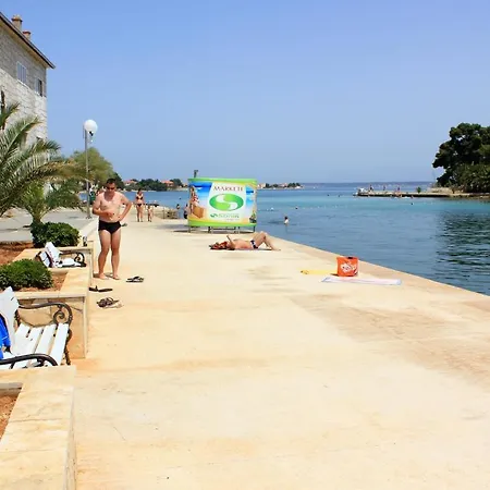 Апартаменты By The Sea Preko, Ugljan - 20402 Преко