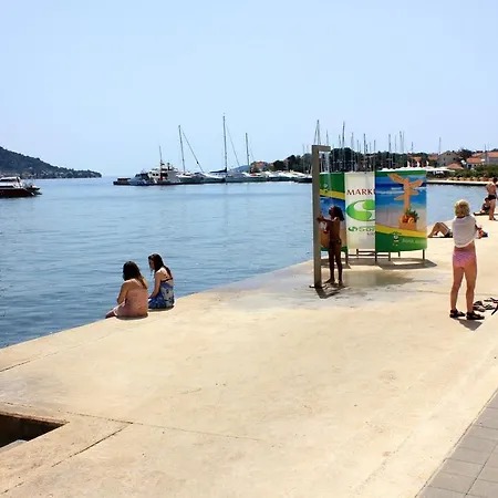 By The Sea Preko, Ugljan - 20402 *