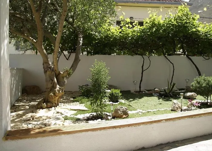 By The Sea Preko, Ugljan - 20402 *