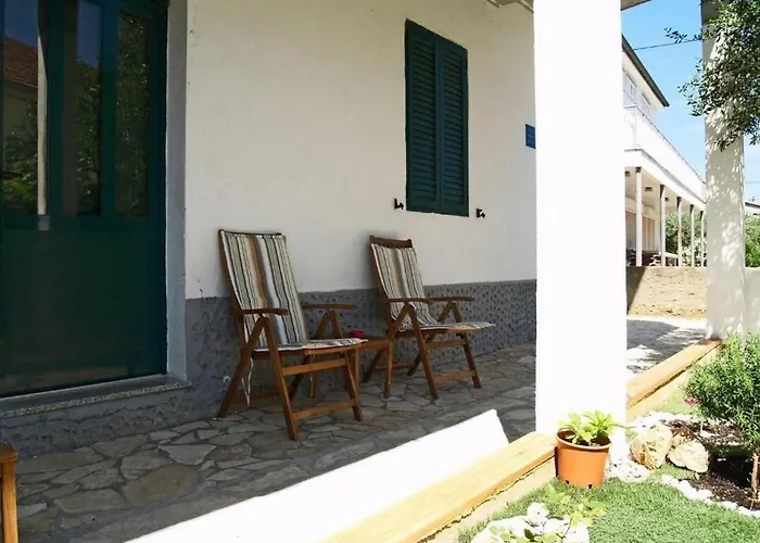 By The Sea Preko, Ugljan - 20402 Преко